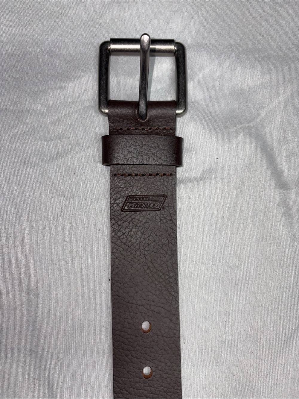 Dickies Brown Leather Men’s Belt with Metal Buckle